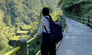 jembatan viral plunyon kalikuning