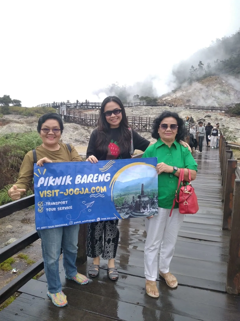 kawah sikidang paket trip dieng