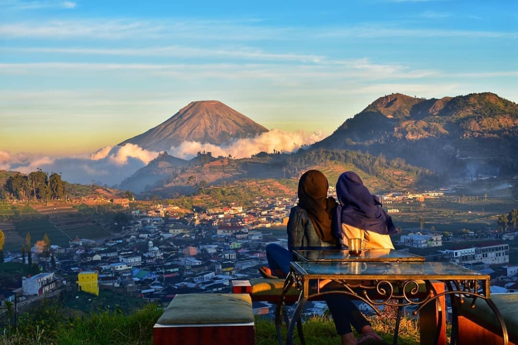 lokasi bukit scooter dieng