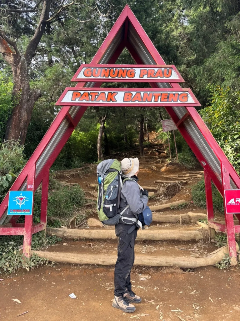pendakian gunung prau - patak benteng