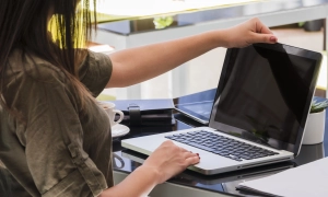 sewa laptop jogja