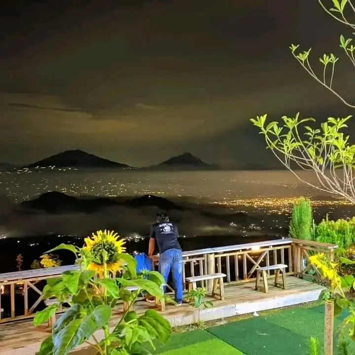 city light magelang dari silancur highland