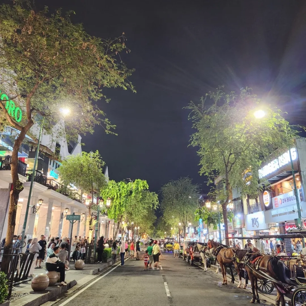 jam bebas kendaraan malioboro