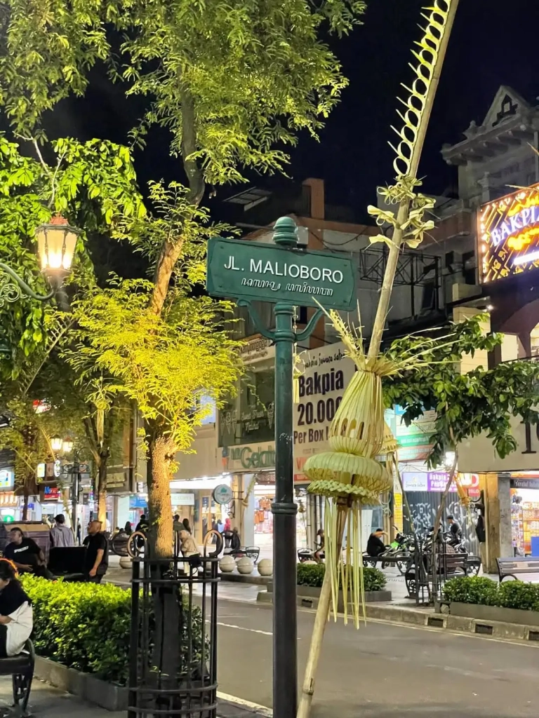parkir di malioboro